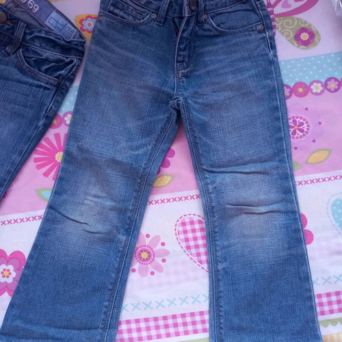 Gap jeans for 4 years old like new, blue, two pieces