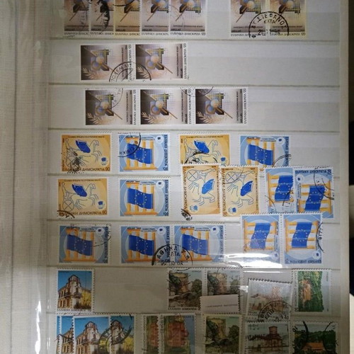 Leuchtturm A4 Stamp Album with 1600 Greek Sealed Stamps