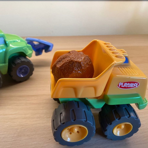 Playskool toy cars used, pack of two with retractable cord