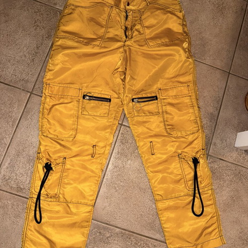 Pants size L yellow like new