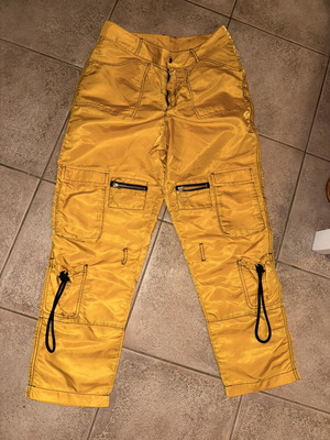 Pants size L yellow like new