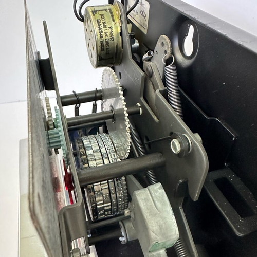 Vintage Cincinnati Job Card Recorder model 10000 mint condition with original keys