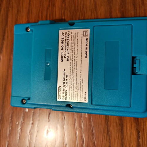 Nintendo Game Boy Pocket refurbished with color IPS screen