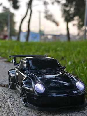 RC Drift Car 1:24 4WD used with remote control