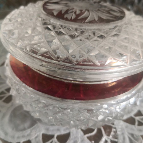 Porcelain fondue pot used, diameter 13 cm, height 7 cm