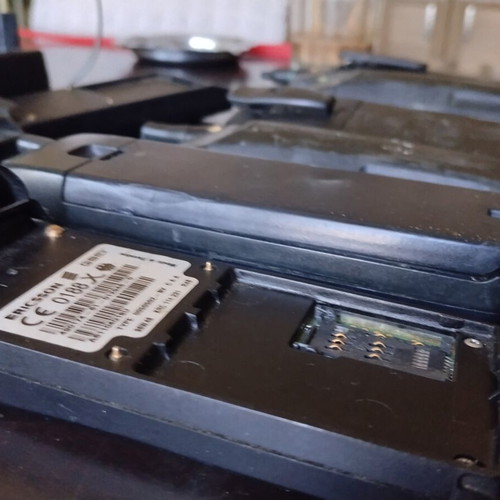 Vintage mobile phones pack used with original chargers for collection