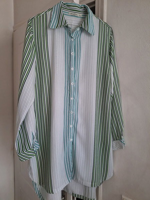 Attrattivo striped shirt large size like new, relaxed fit