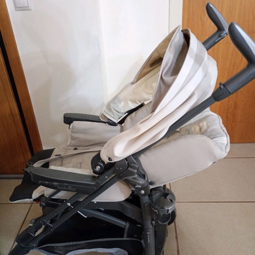 Inglesina Zippy Free stroller used with car seat and accessories