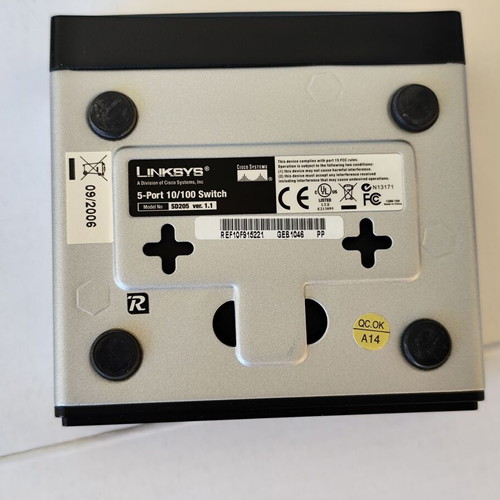 Linksys SD205 5-Port 10/100 Switch new