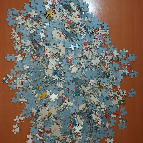 Piatnik National Emblems 1000-piece puzzle