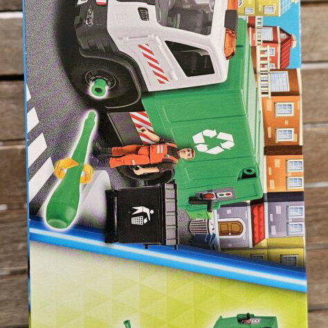 Revell Junior Kit Garbage Truck New