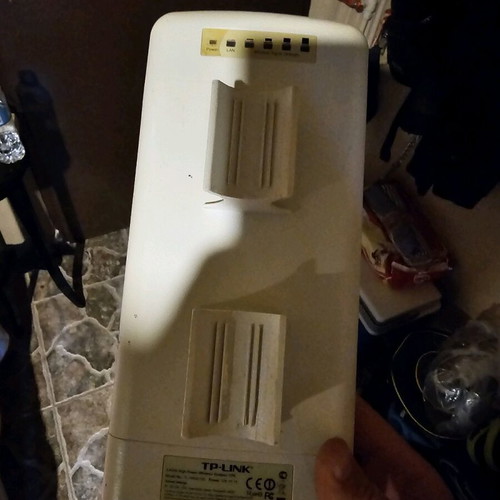 TP-Link TL-WA5210G outdoor antenna used