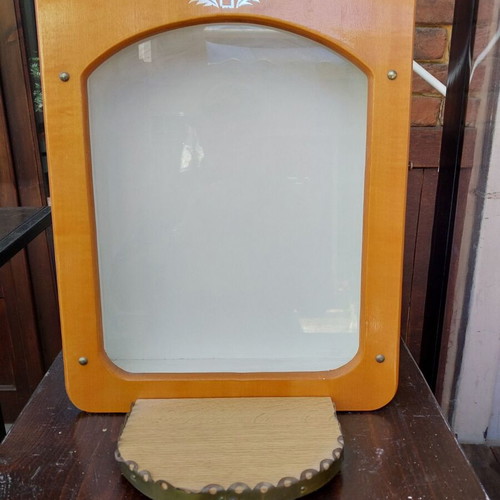 Wooden icon stand new made of beech wood