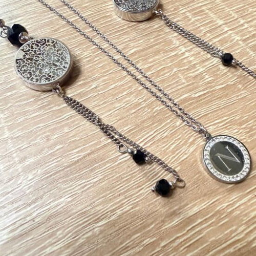 Jewelry set with pendant Z like new, silver