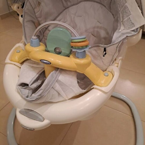 Graco Relax Swing with motion, vibration, sounds and music