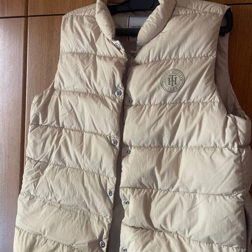 Tommy Hilfiger down vest like new, beige, size M
