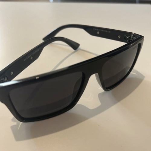 Sunglasses like new, black