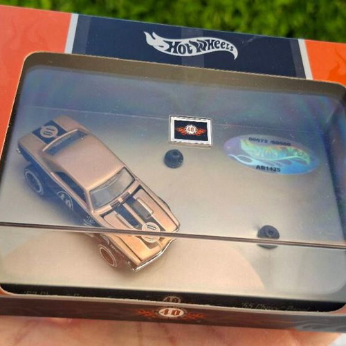 2008 Hot Wheels 40th Anniversary Japan Convention 67 Chevy Camaro new