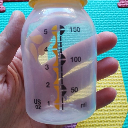 Medela Swing Maxi electric double breast pump like new