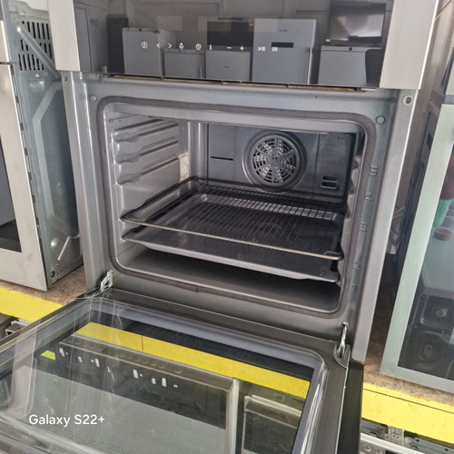 Siemens built-in pyrolyse oven