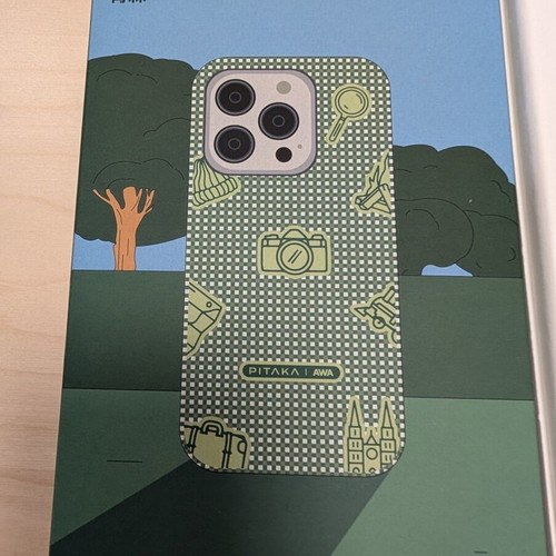 Pitaka Aramid Limited Edition iPhone 15 Pro Wes Anderson case like new
