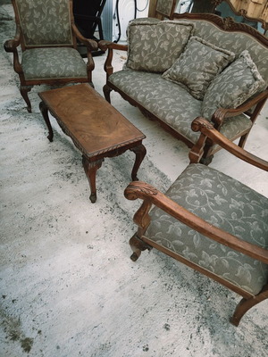 Classic solid wood living room set, like new