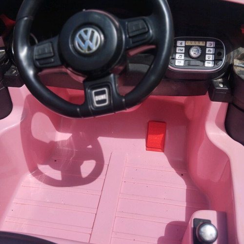 Children's electric Volkswagen Dune car pink used