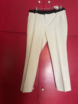 Zara white pants with black belt like new, size L 40 12