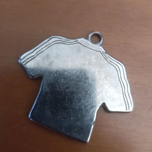 Metal souvenir pendant of Pylariakos team used