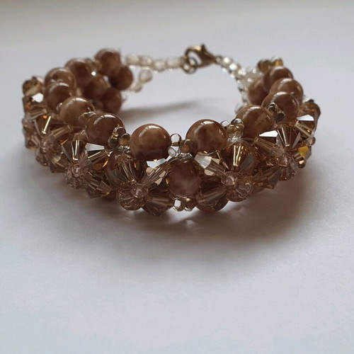 Beaded bracelet new with standard clasp