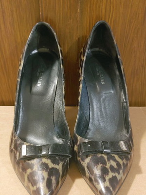 Karen Millen animal print pumps used, size 40