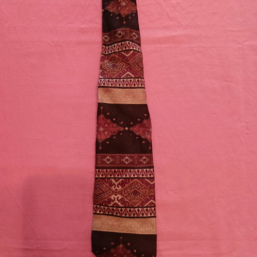Greek tie like new