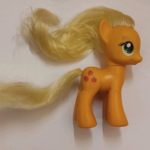 My Little Pony Applejack figure used in good condition