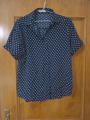 Women's shirt dark blue with white hearts size medium new
