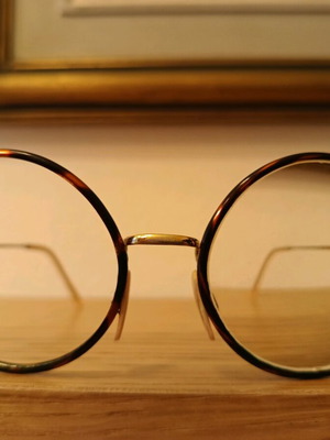Eyeglasses used, very lightweight, gold color