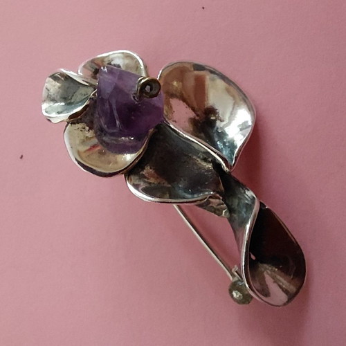 Silver brooch handmade oxidized with amethyst stone