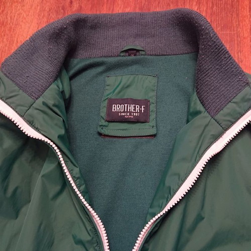 Jacket used green size L, lightweight for spring and autumn
