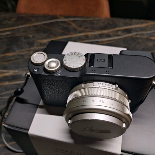 Leica D Lux 8 100 χρόνια limited edition σαν καινούργια
