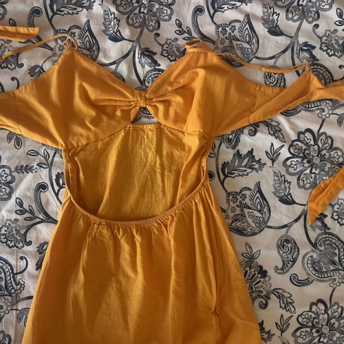 Bershka dress size L orange like new with adjustable straps