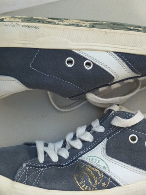 Wrangler unisex suede sneakers size 40 used, blue