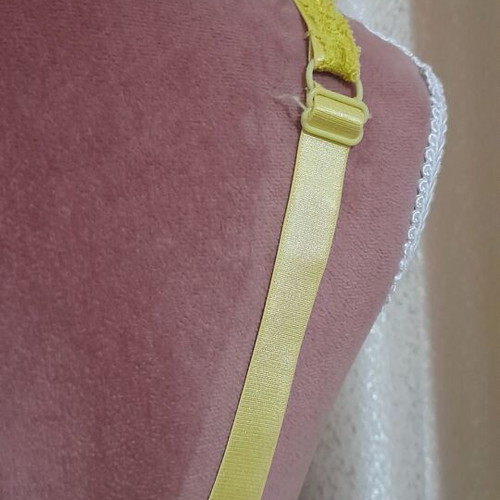 Bra size 85B with push-up and adjustable straps, white and yellow