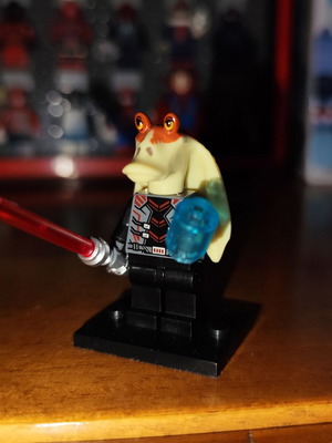 Φιγούρα Darth Jar Jar Binks σαν καινούργιο με διπλό κόκκινο lightsaber και βάση