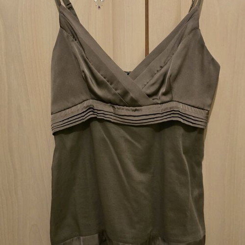 Anel top size small like new, grey anthracite with khaki