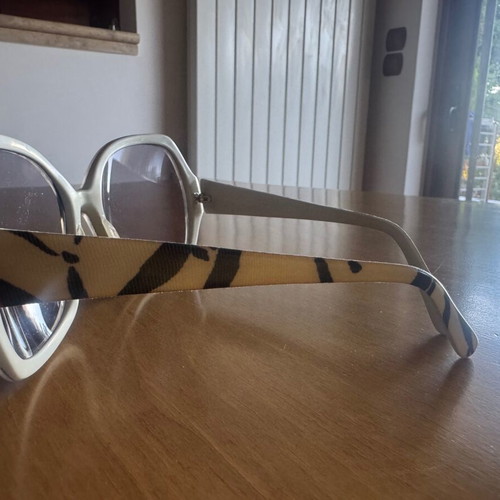 Betty Grable Oversized Zebra Sunglasses made in Italy like new