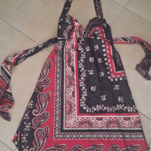 Halter Neck Summer Dress one size, like new, colorful