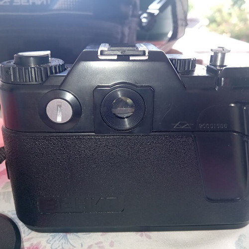 Zenit 122 35mm SLR Film Camera with Helios Lens and Original Bag like new