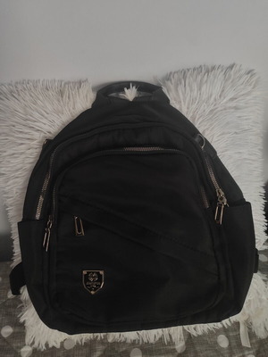 Backpack black, like new, ideal size and very convenient