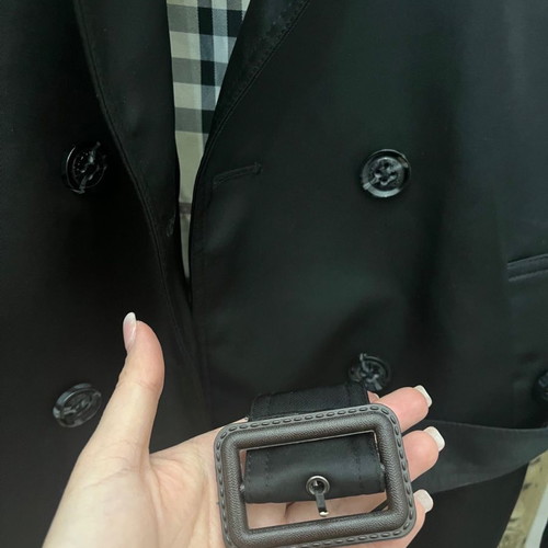Burberry black trench coat used No 34 (XS)