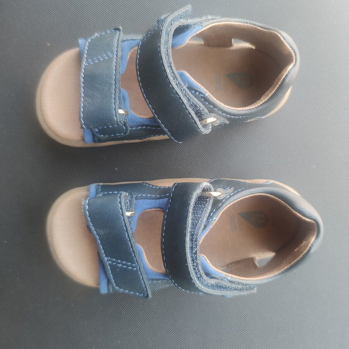 Bobux baby sandals size 22 like new, dark blue with light blue details