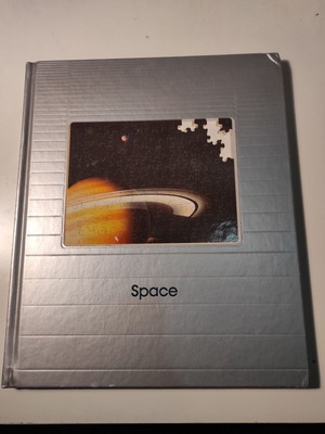 Understanding Computers Space hardcover book like new, English